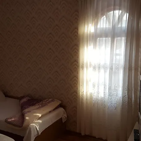 Hostel Alex *